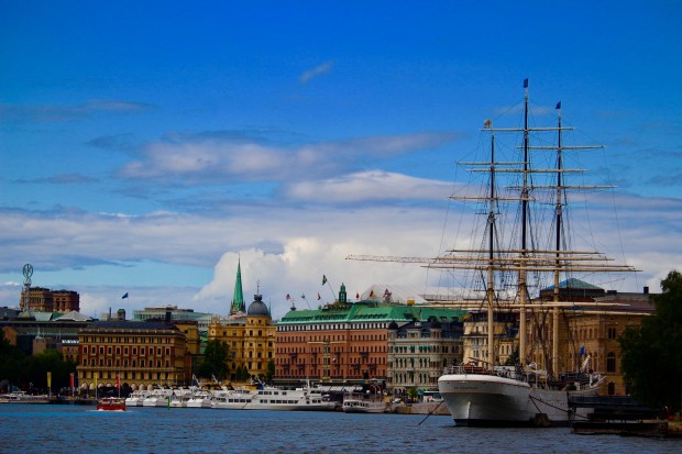 592500A8-4AFC-4B3E-A1D8-08D5729F3DCE